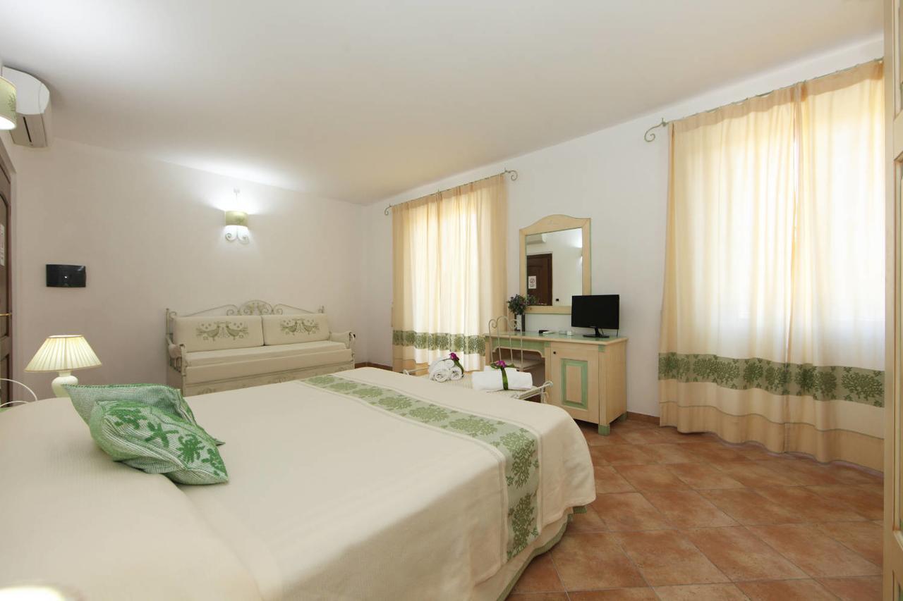 Guest House Villabianca La Maddalena  Eksteriør billede