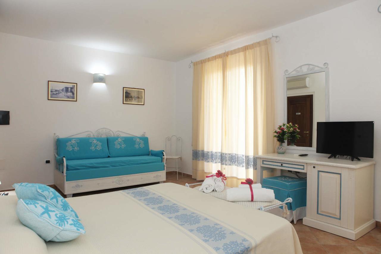 Guest House Villabianca La Maddalena  Eksteriør billede