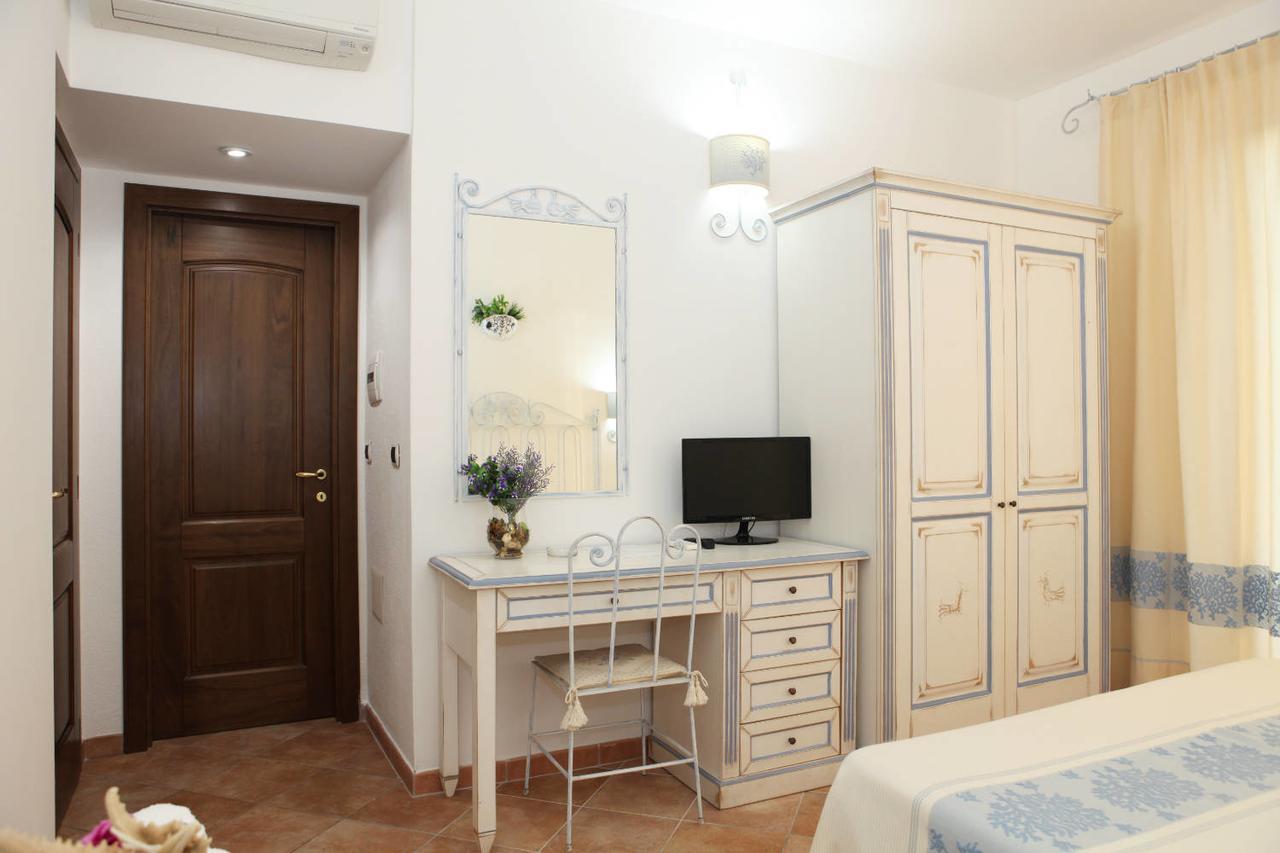 Guest House Villabianca La Maddalena  Eksteriør billede