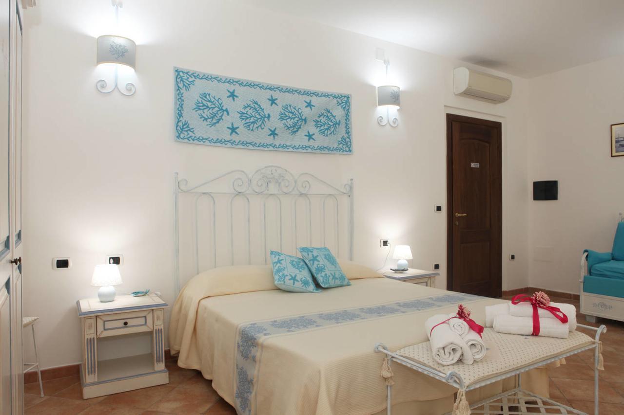 Guest House Villabianca La Maddalena  Eksteriør billede