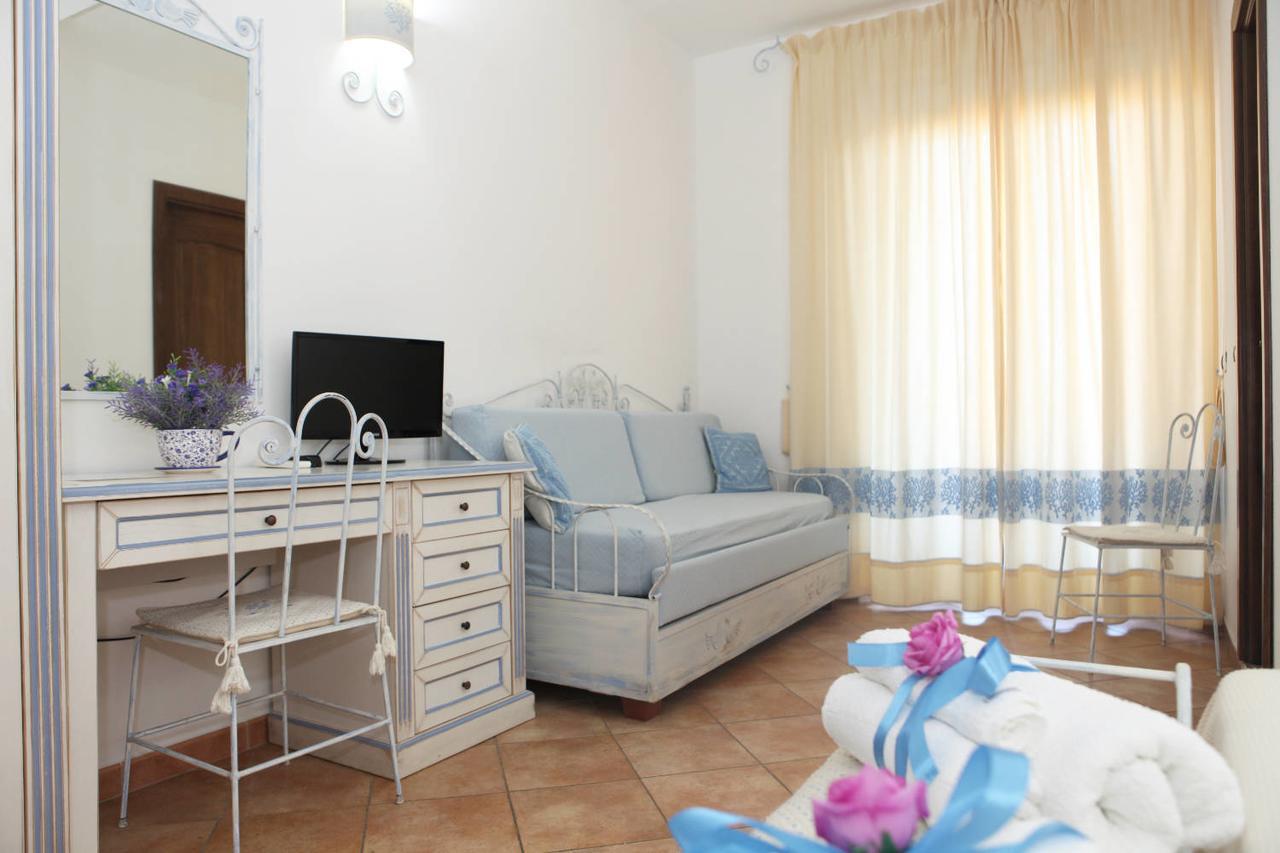 Guest House Villabianca La Maddalena  Eksteriør billede