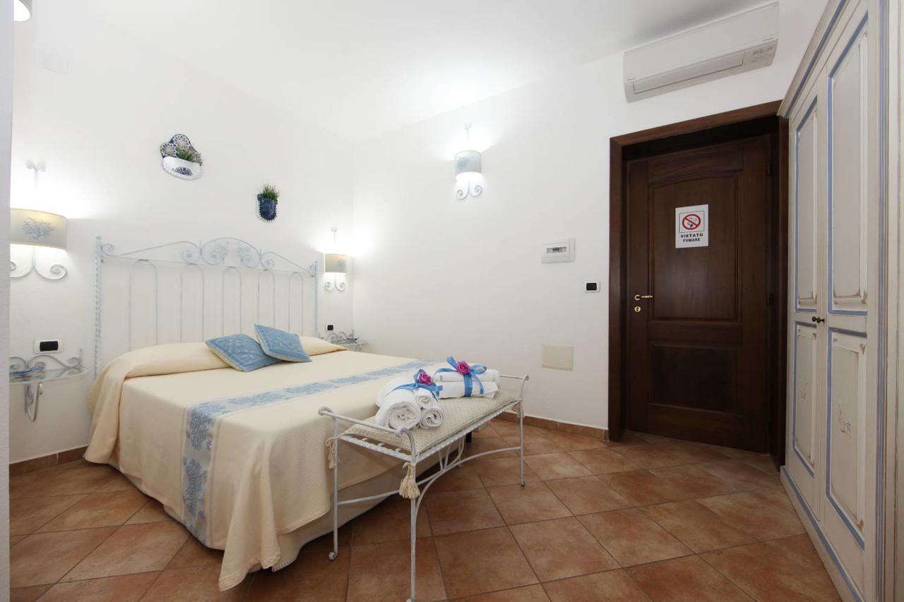 Guest House Villabianca La Maddalena  Eksteriør billede
