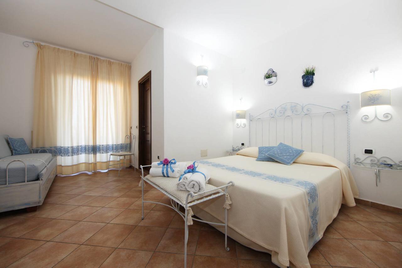 Guest House Villabianca La Maddalena  Eksteriør billede